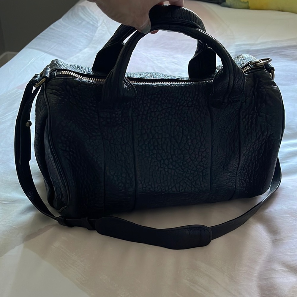 Black Leather Barrel Satchel Bag - Women